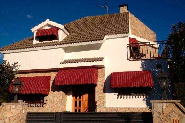 Toldos Zaballos Capotas y Toldos Correderos